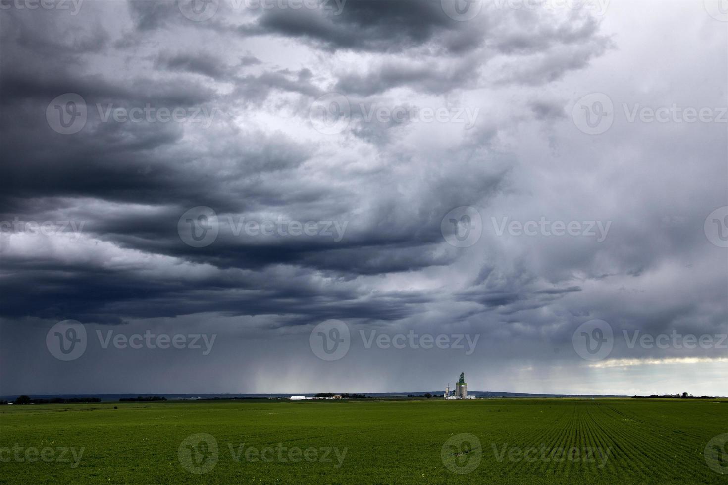 nuages d'orage des prairies photo