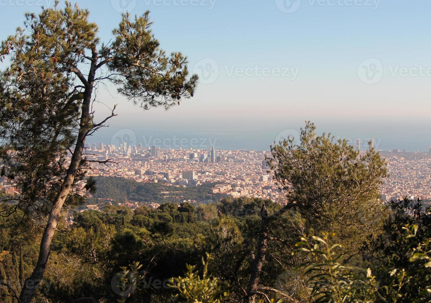 collines à barcelone photo