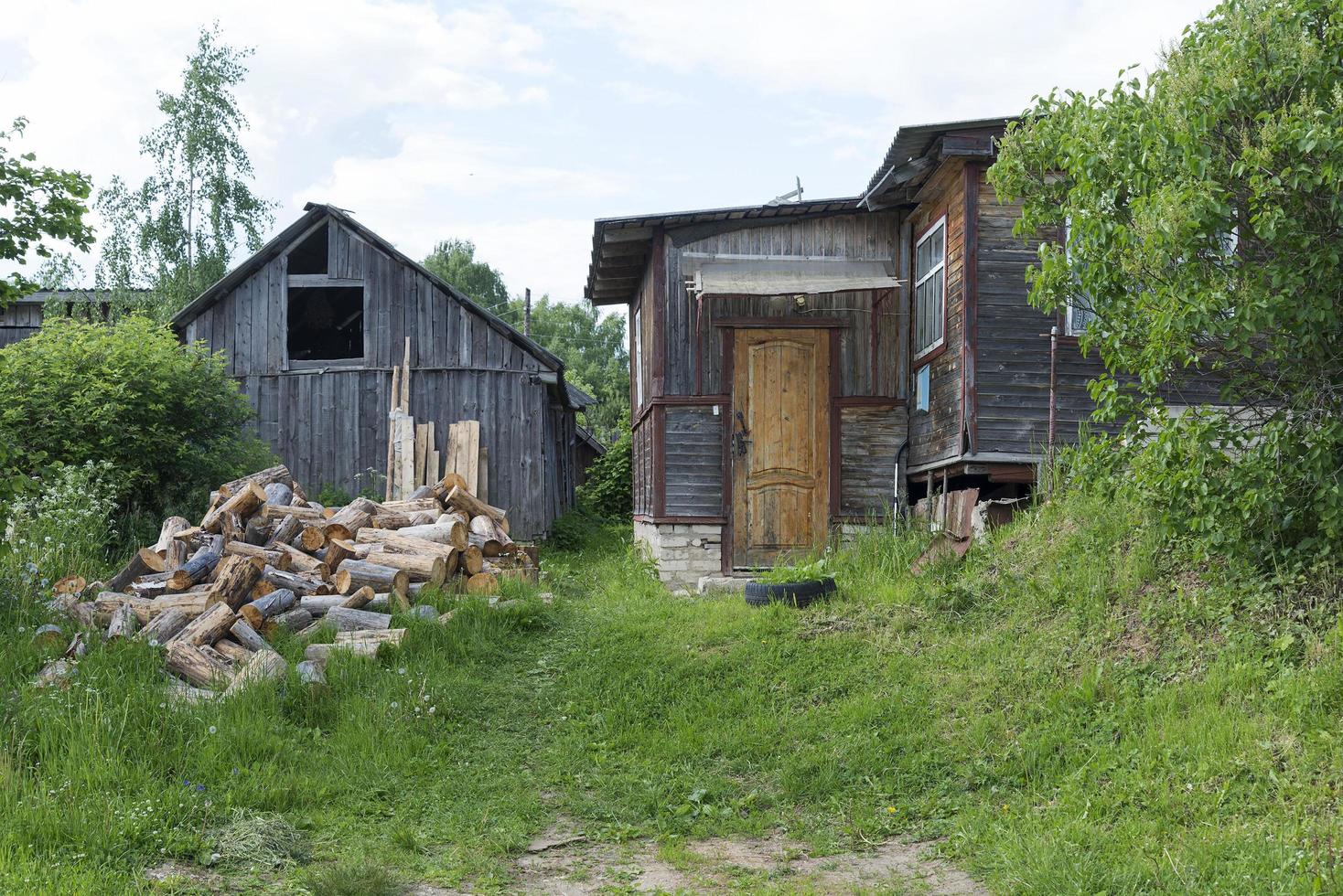 vieille maison rustique à la campagne. photo