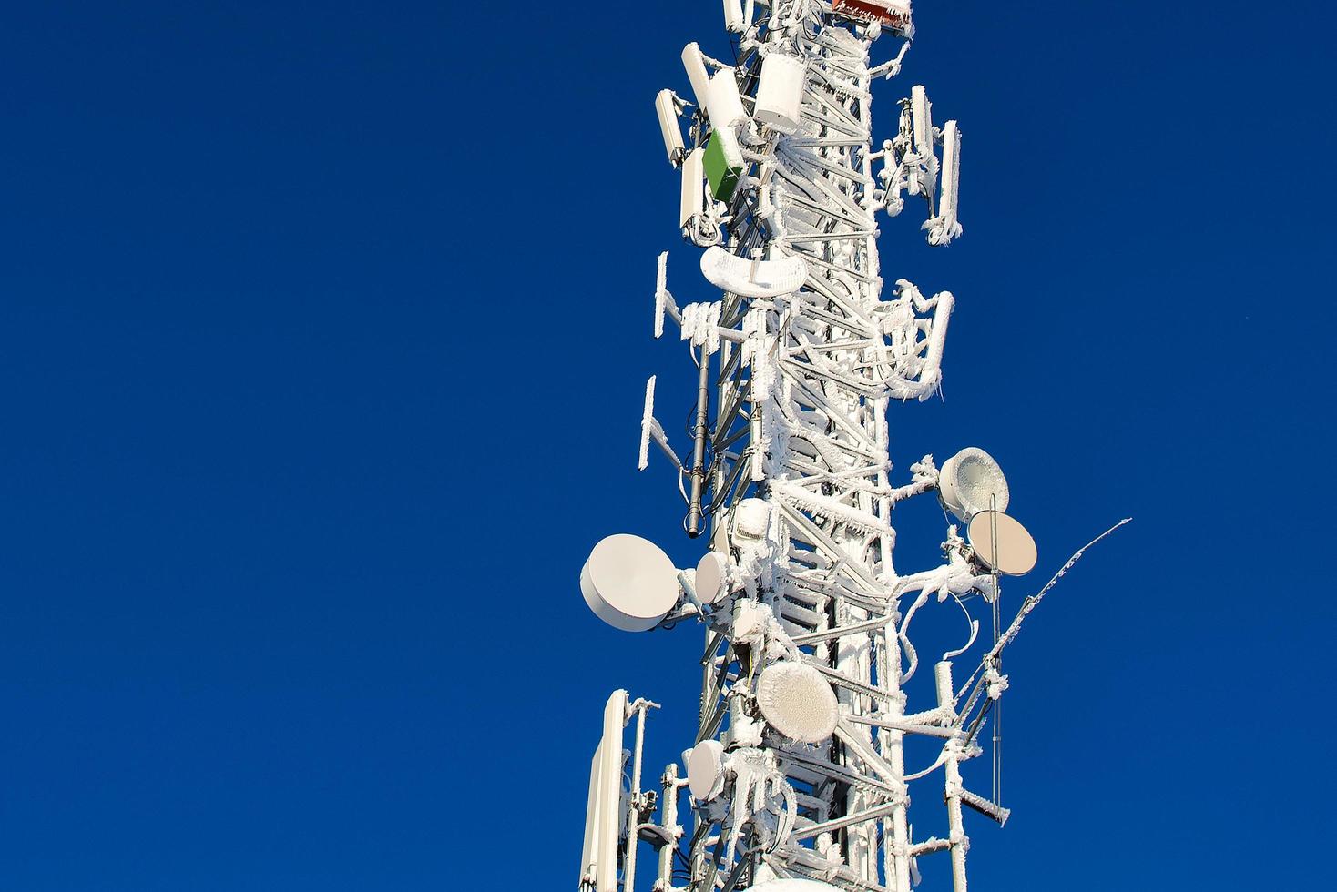 répéteurs antennes tv congelés photo