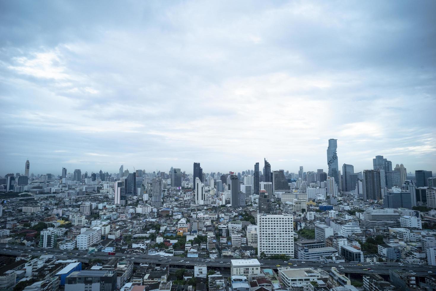 vue de dessus de la ville de bangkok photo