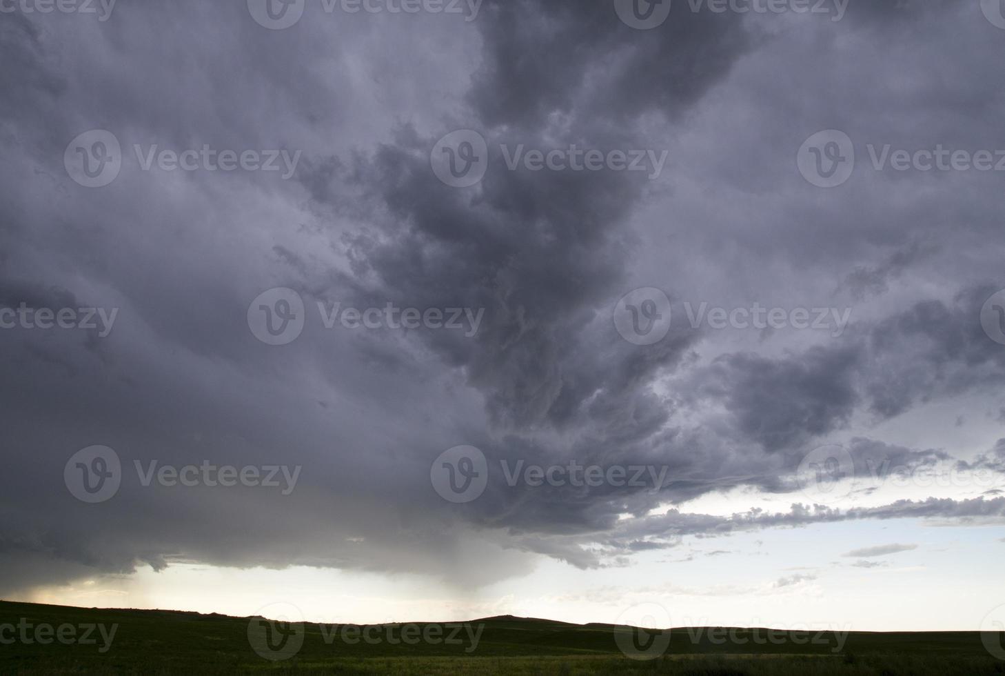 nuages d'orage saskatchewan photo