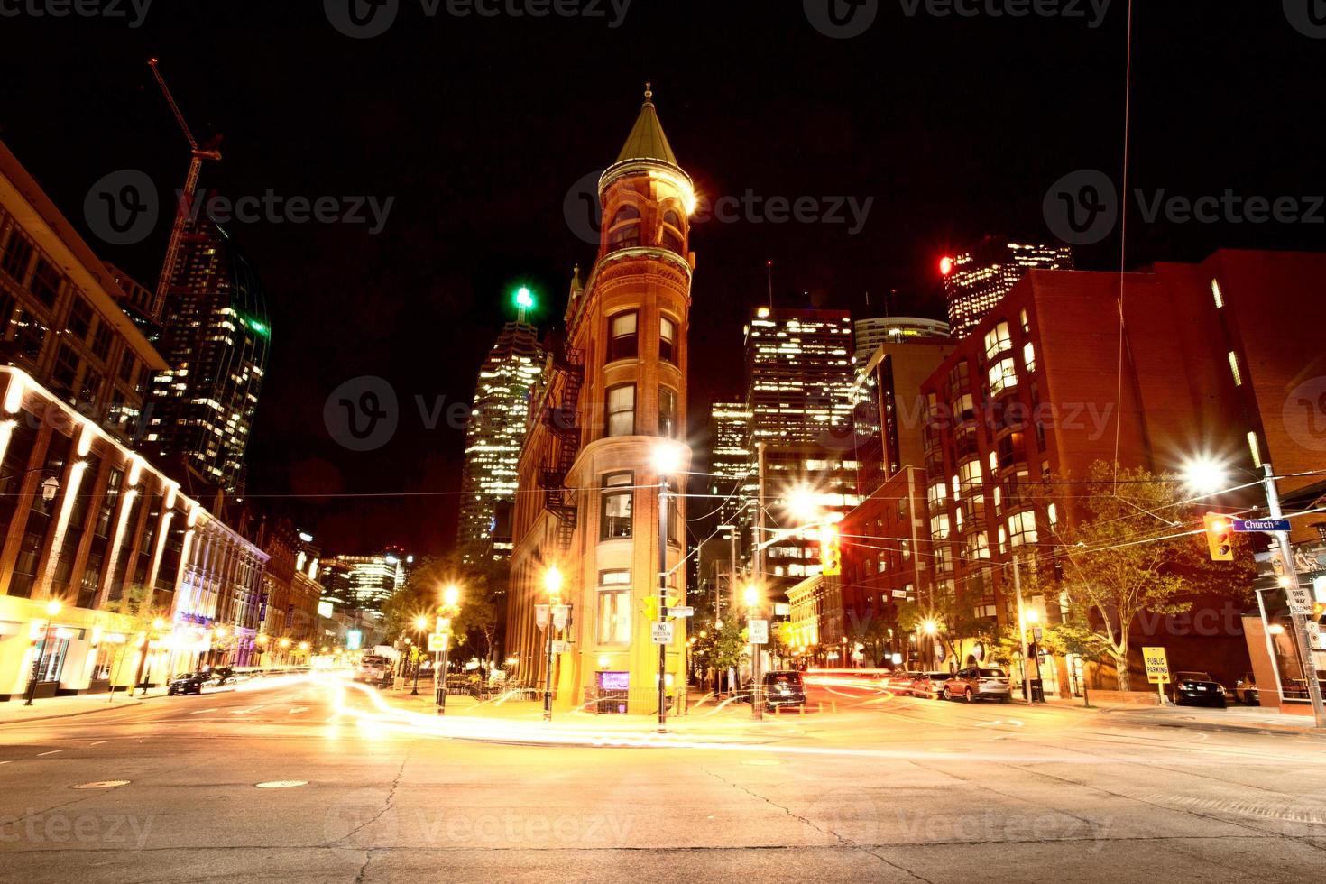 photo de nuit de la ville de toronto fer plat