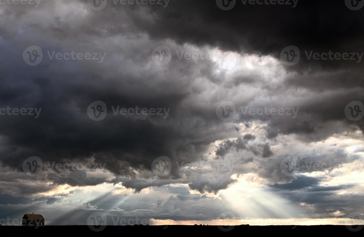 nuages d'orage saskatchewan photo