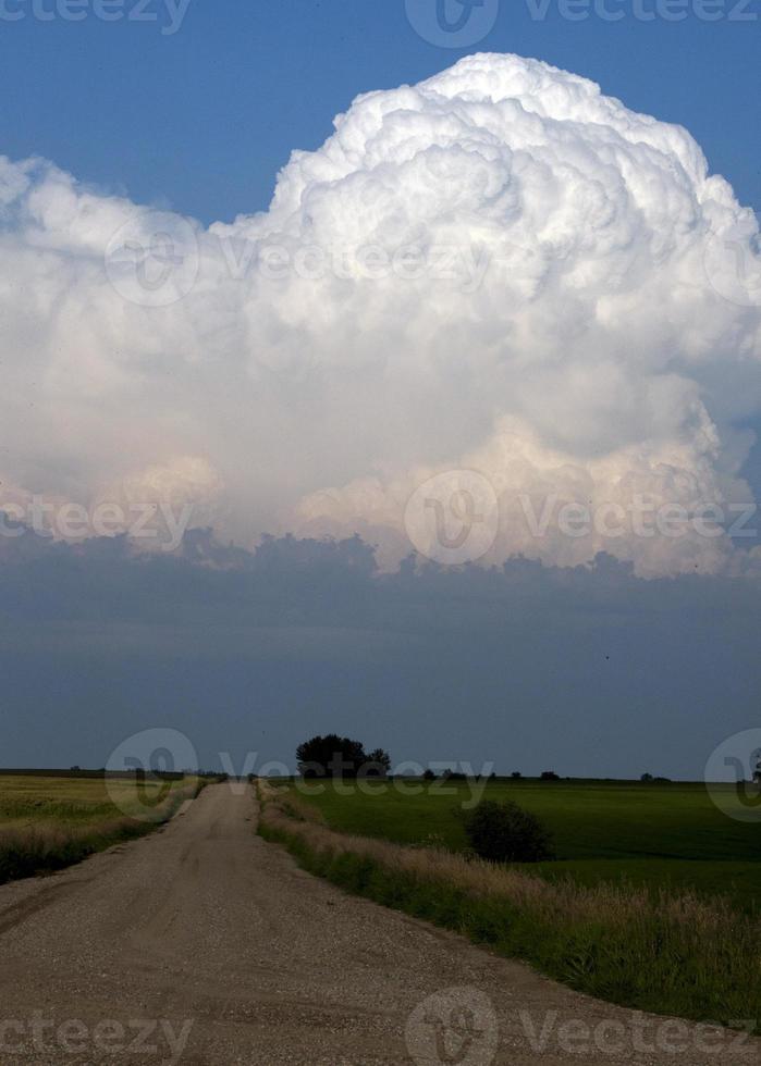 nuages d'orage saskatchewan photo