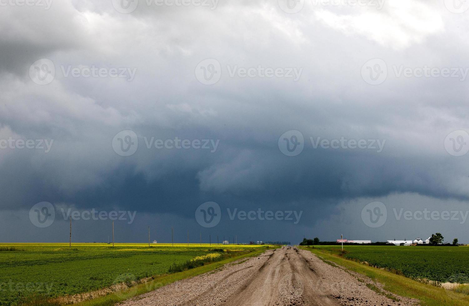 nuages d'orage saskatchewan photo