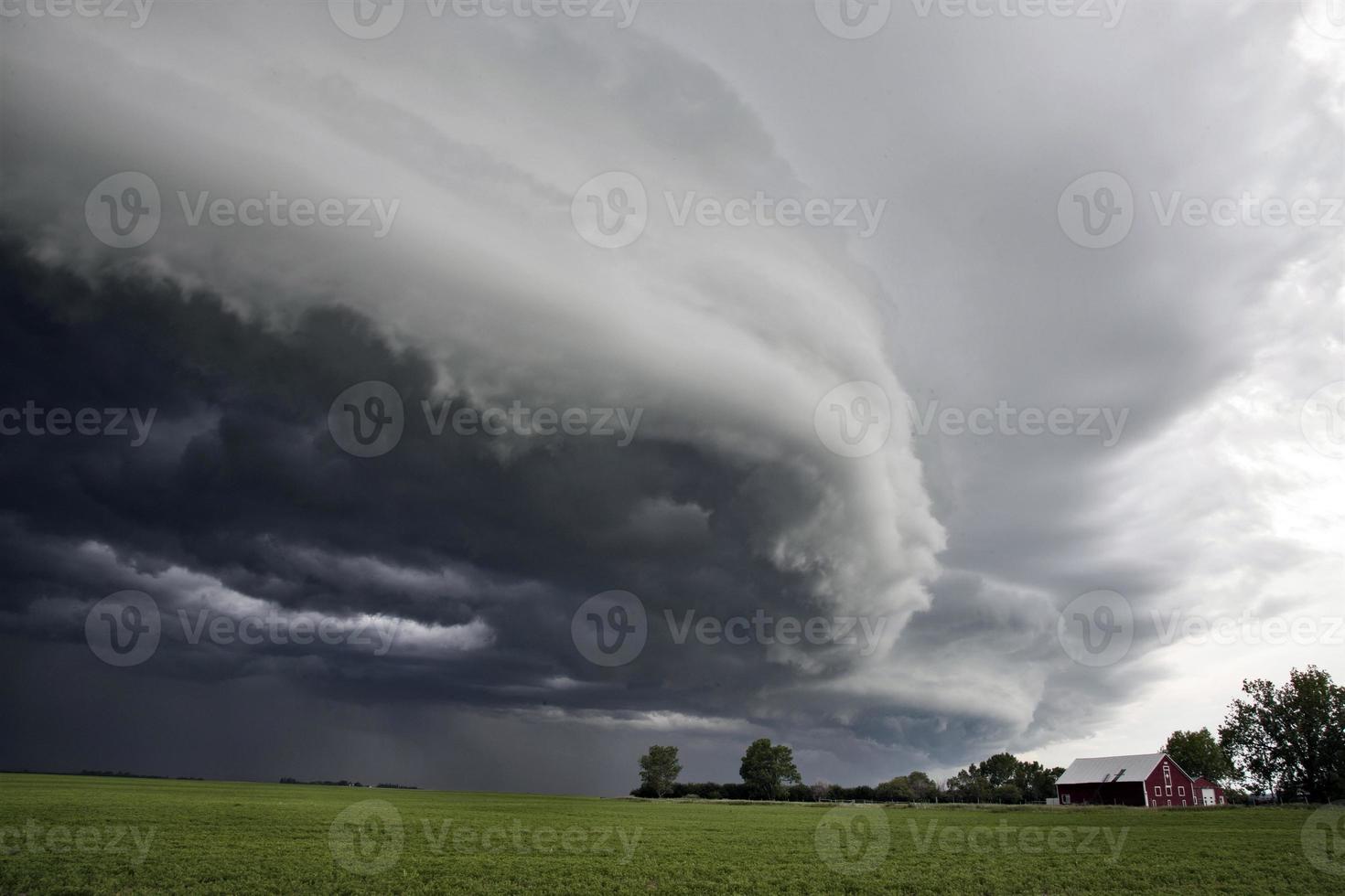 nuages d'orage saskatchewan photo