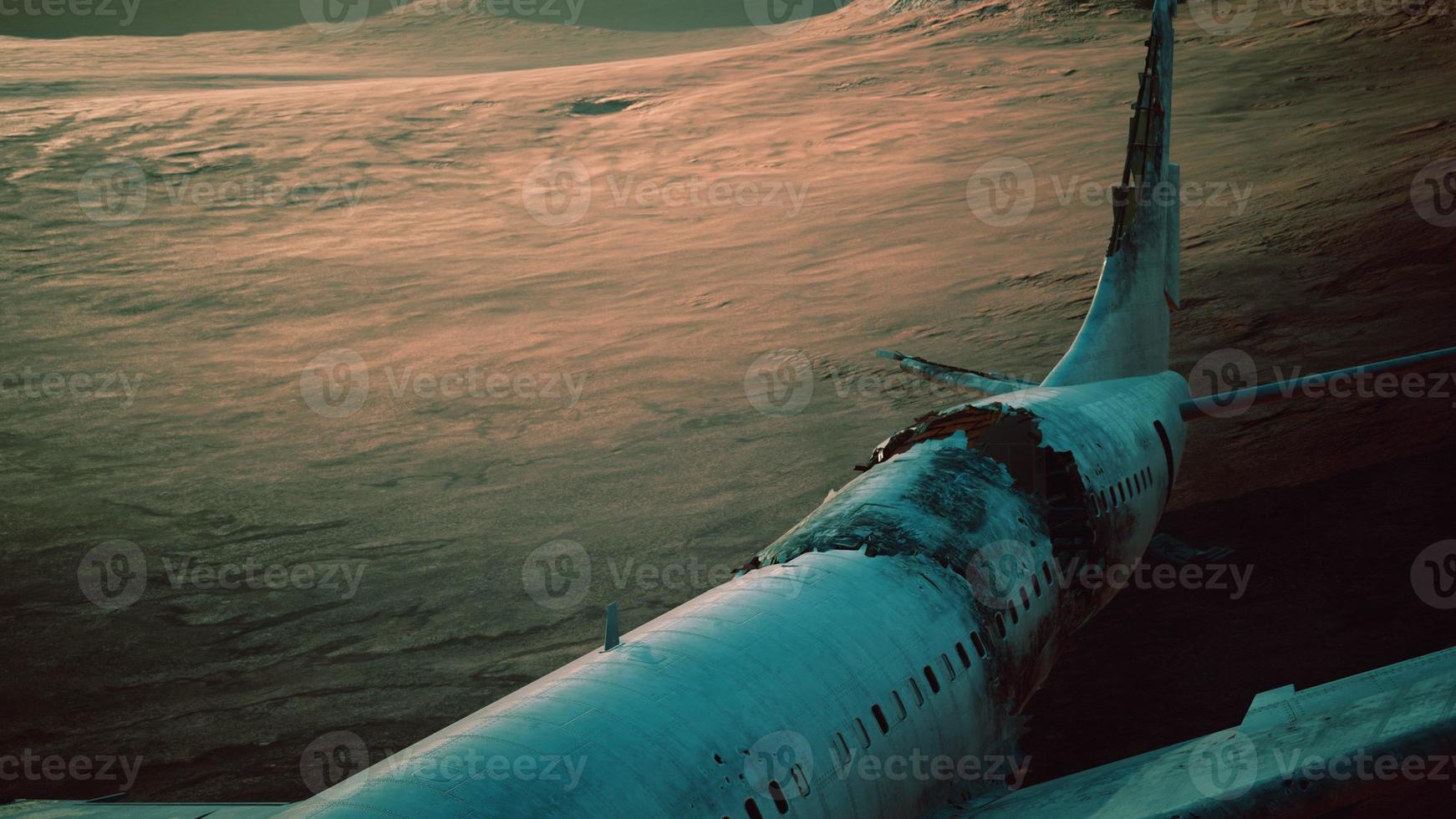 avion écrasé abandonné dans le désert photo