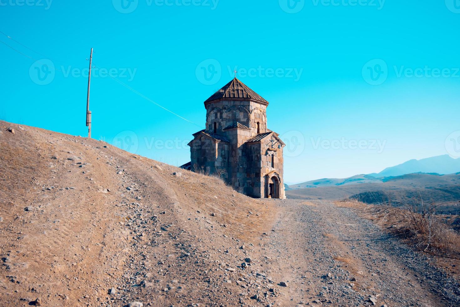 église voskepar. église de st. astvatsatsin voskepar, province de tavush, arménie photo