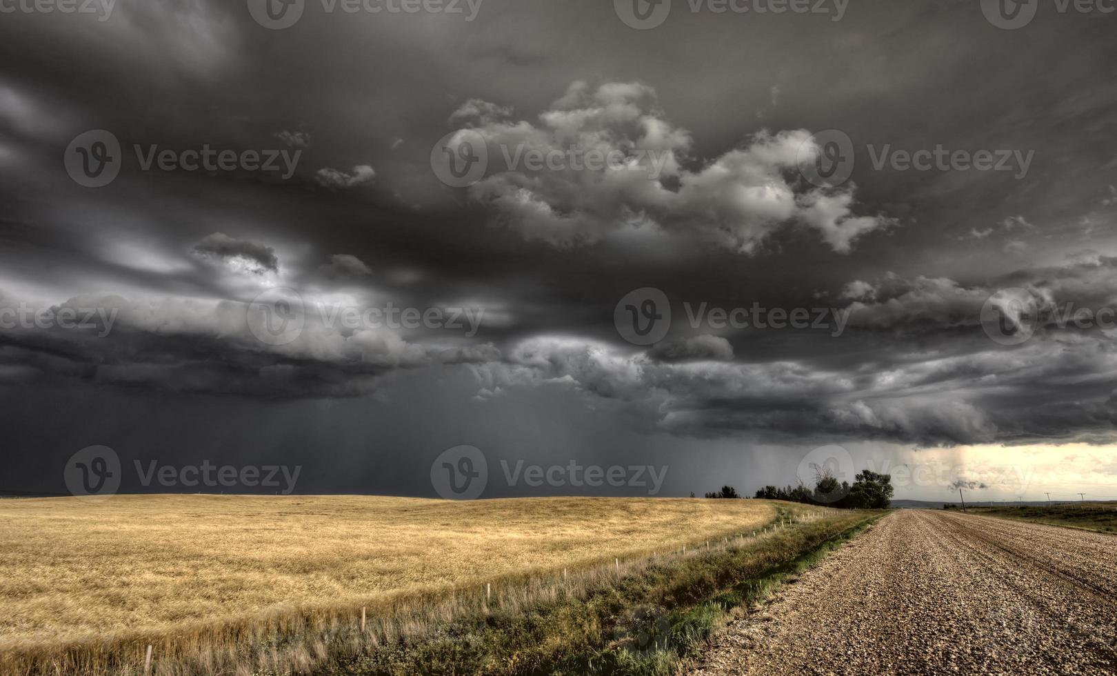 nuages d'orage saskatchewan photo