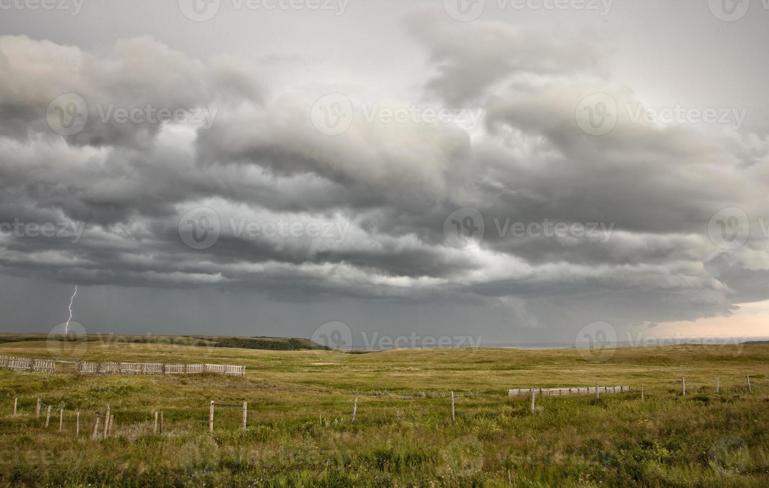 nuages d'orage des prairies photo