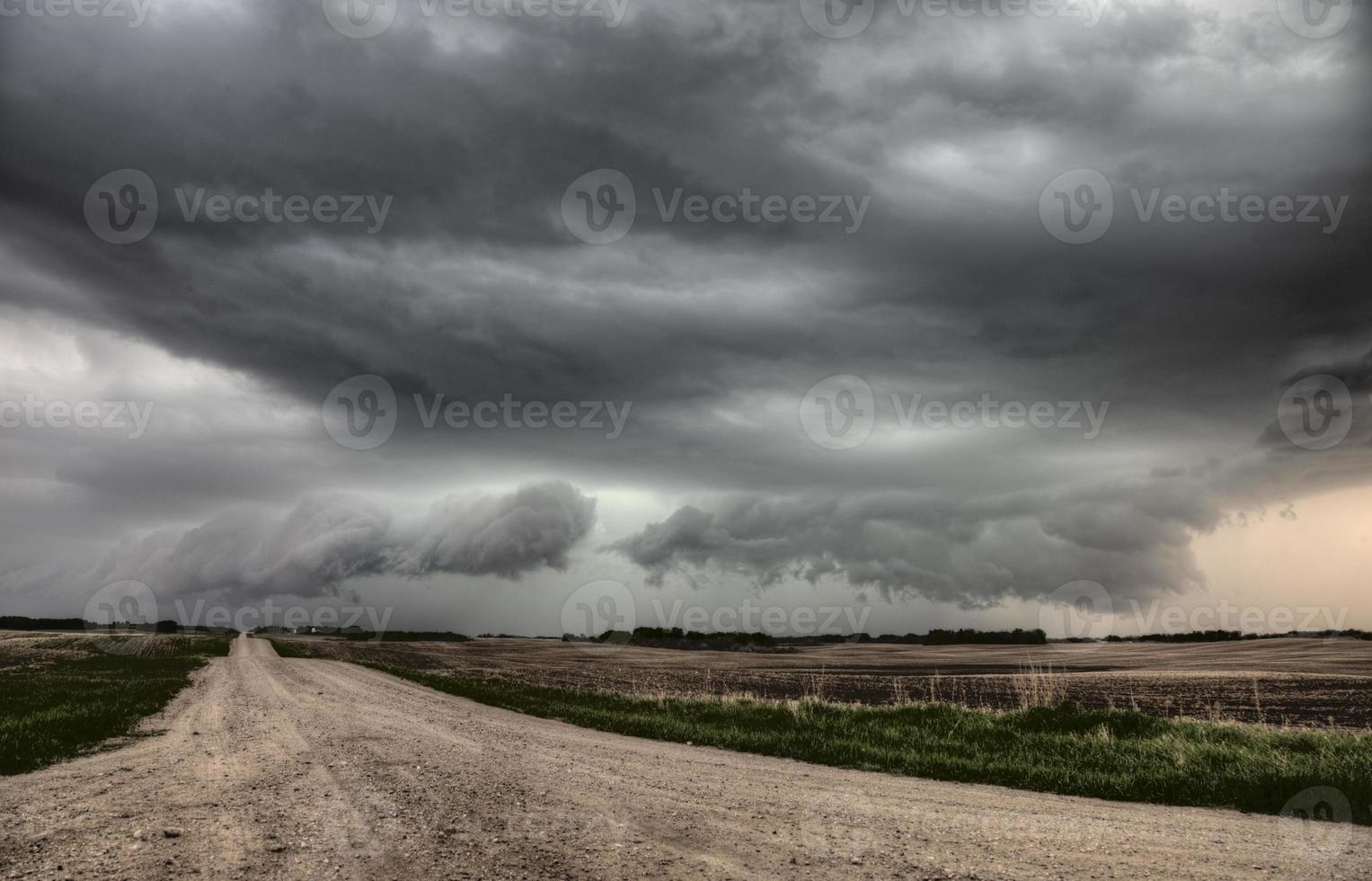 nuages de tempête des prairies canada photo