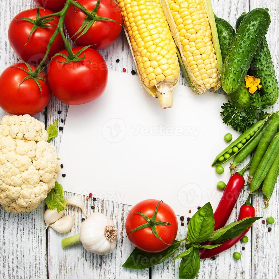légumes frais comme cadre photo