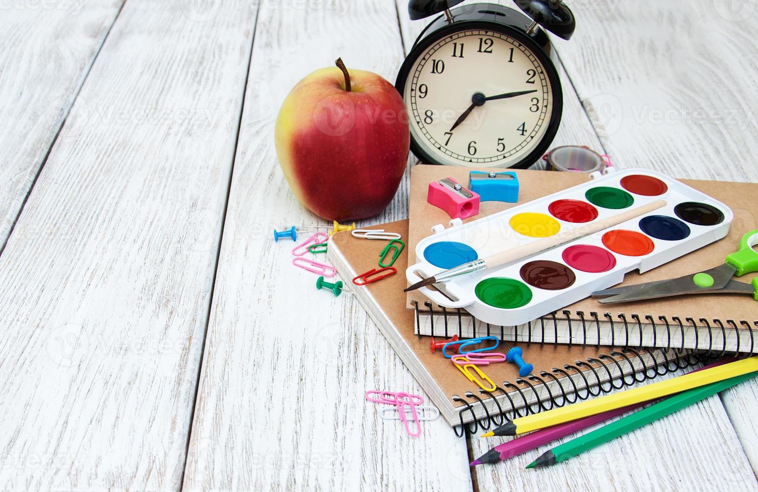 fournitures de bureau scolaire photo