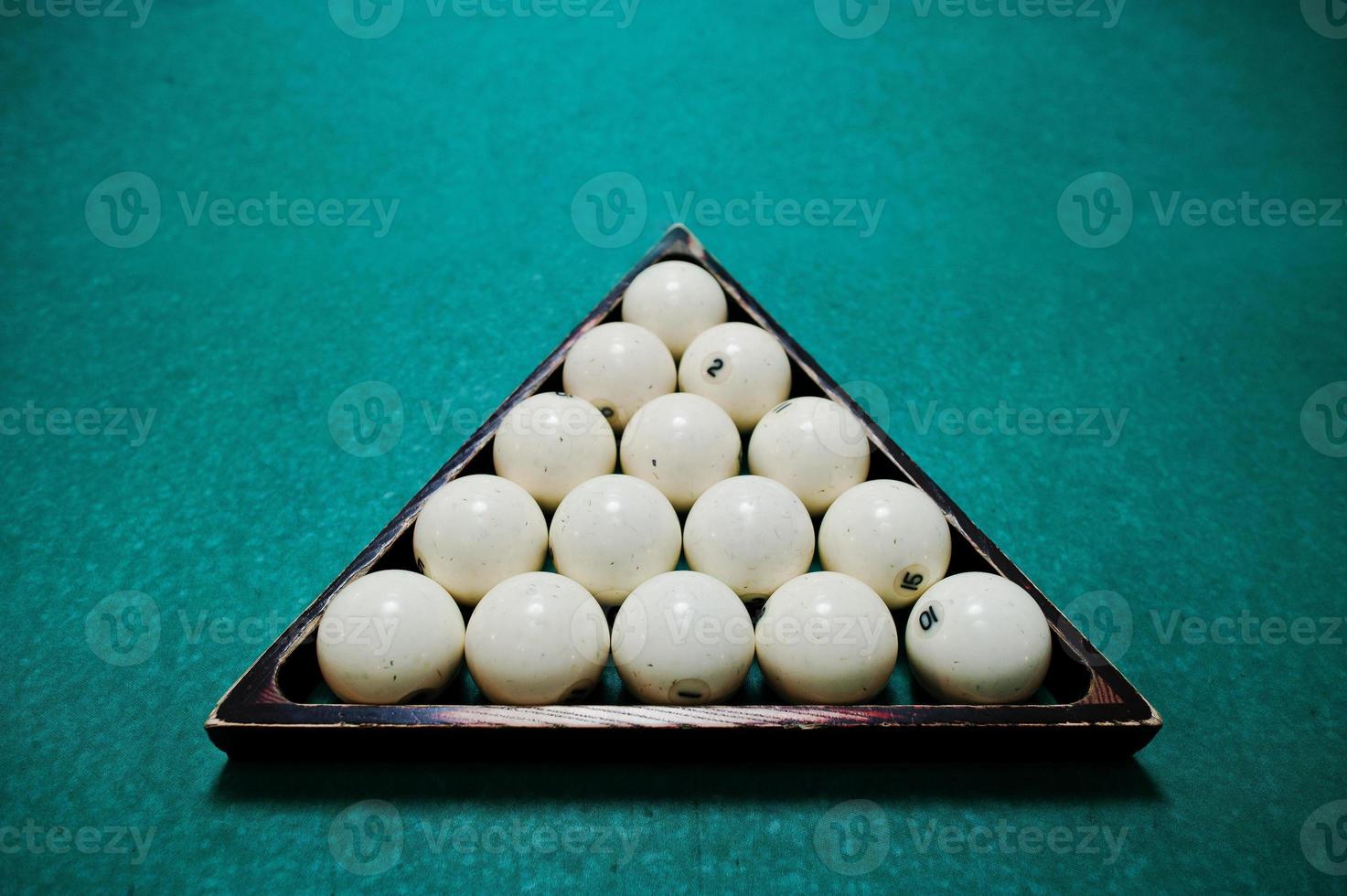 les boules de billard russe en triangle photo