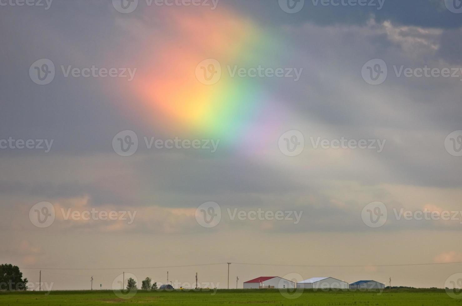 tempête des prairies spectre arc-en-ciel saskatchewan photo