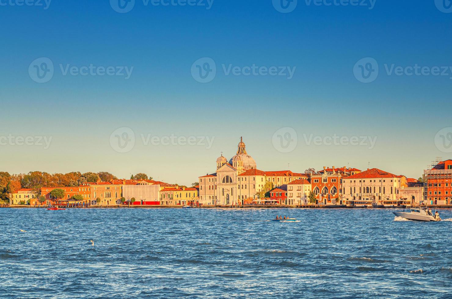 Chiesa di santa maria della presentazione le zitelle église catholique sur le remblai de fondamenta de l'île de la giudecca photo