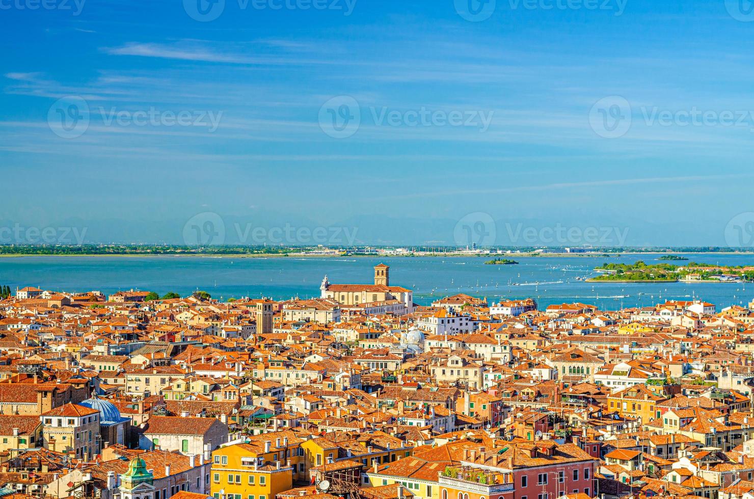 vue panoramique aérienne du vieux centre historique de venise photo