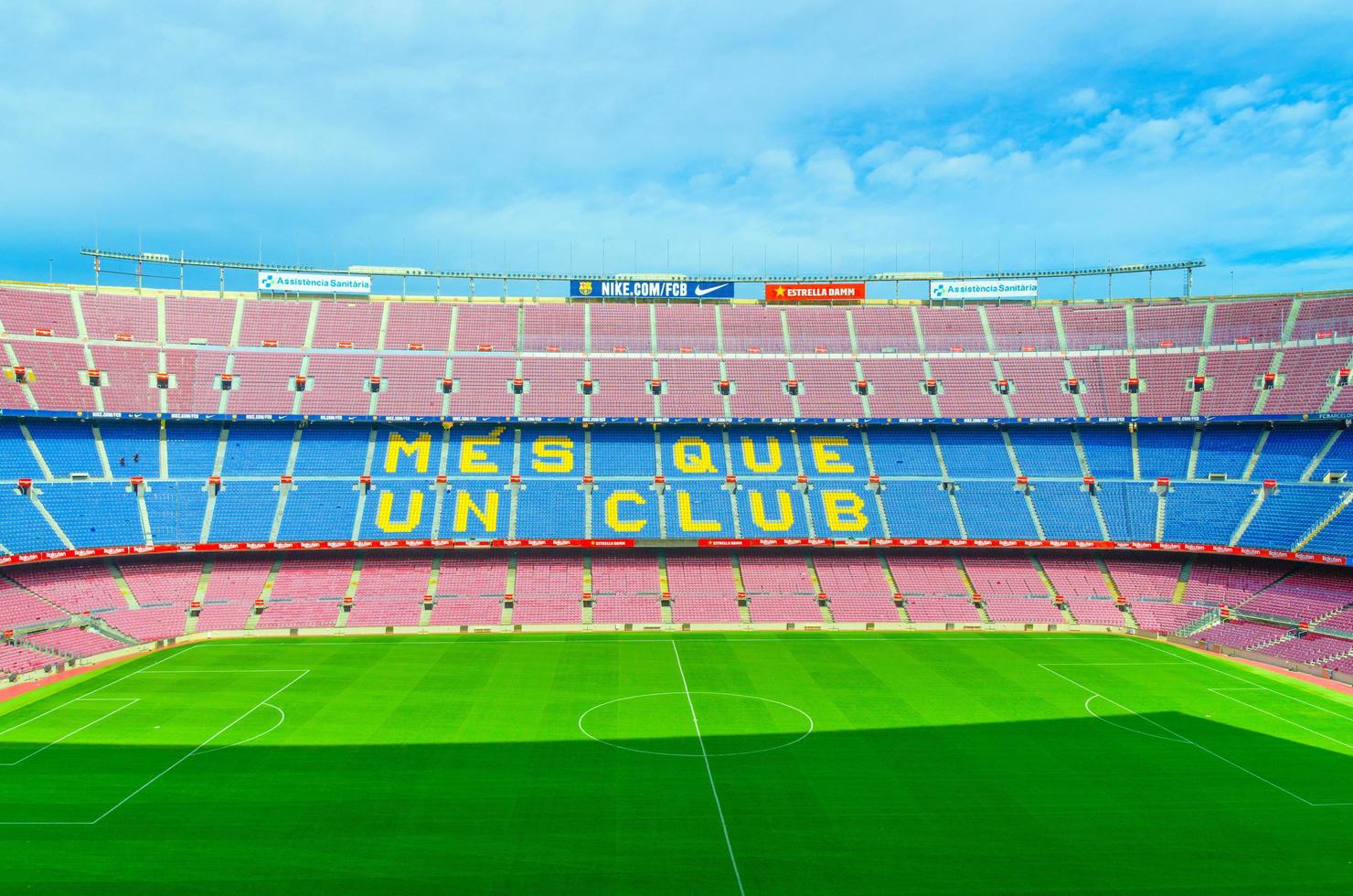 le camp nou est le stade du club de football de barcelone photo