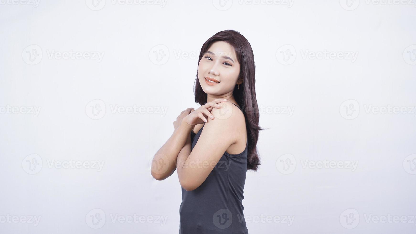 beau maquillage asiatique style coquet isolé sur fond blanc photo