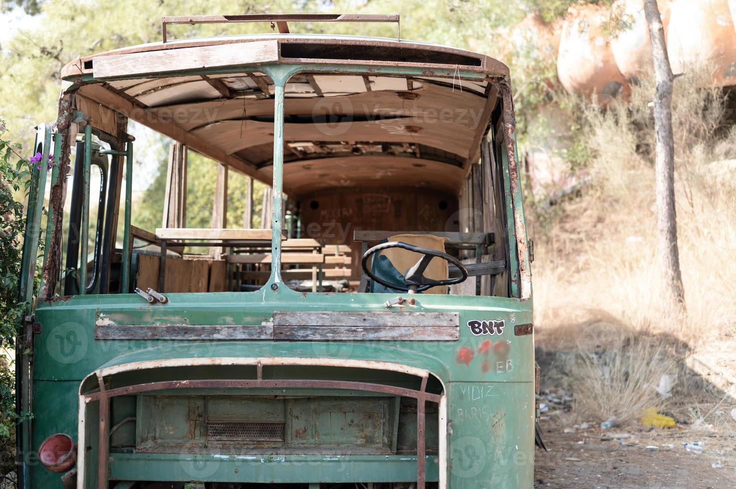 bus vieux abandonné rétro ancien photo