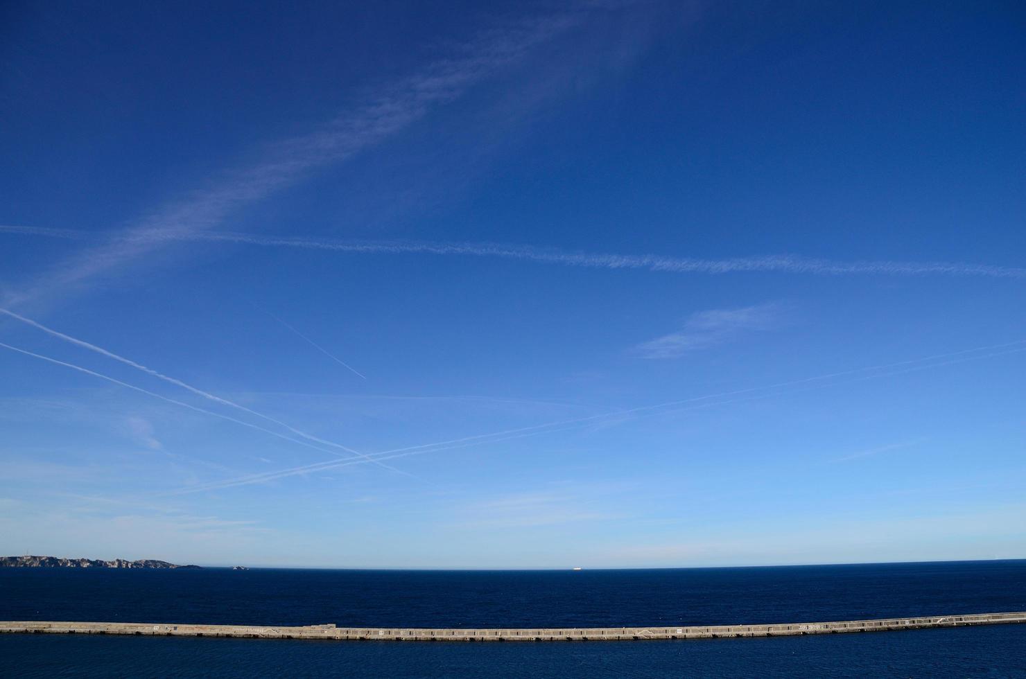 longue jetée à marseille photo