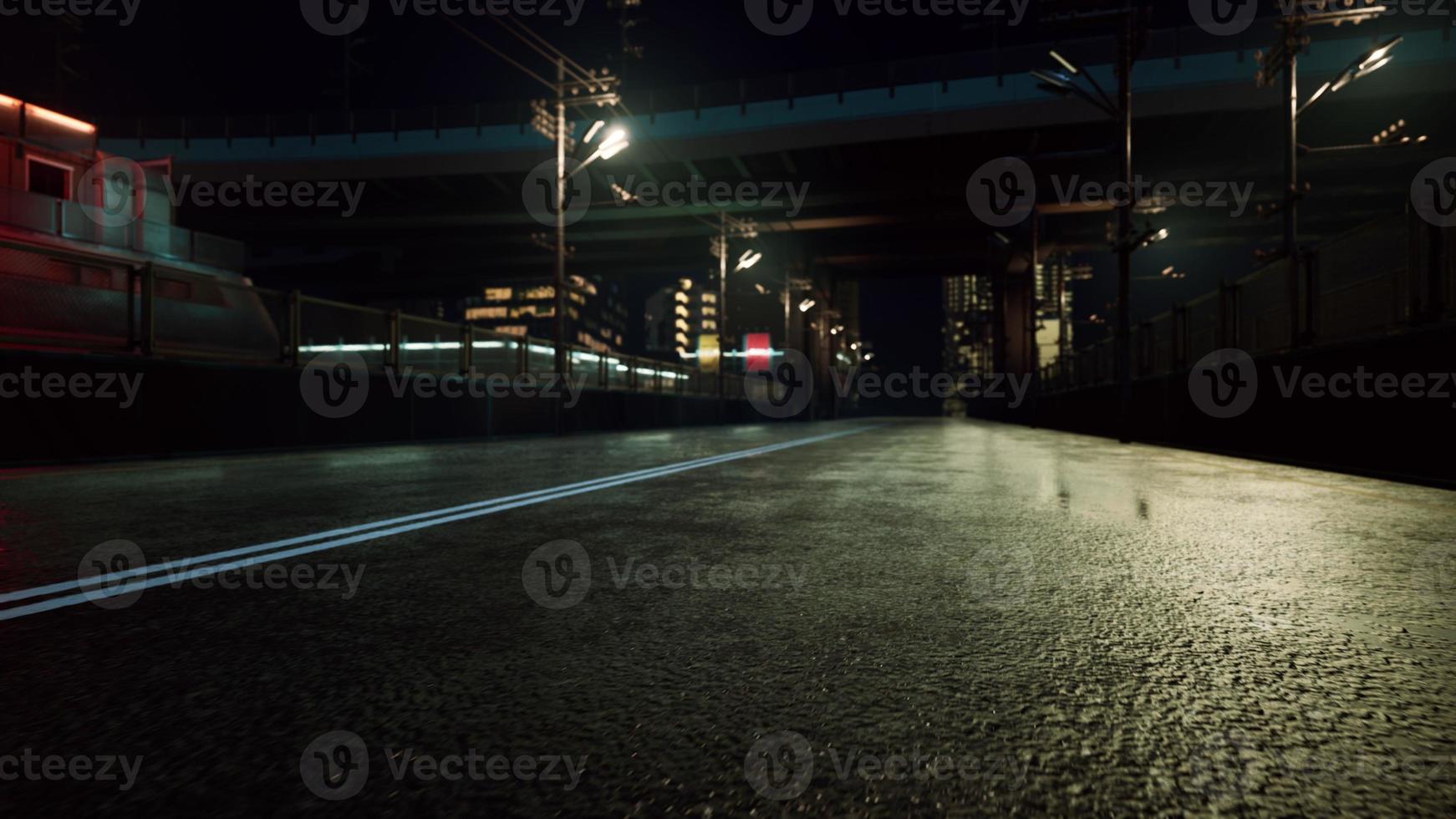 scène nocturne de la ville du japon avec des néons photo