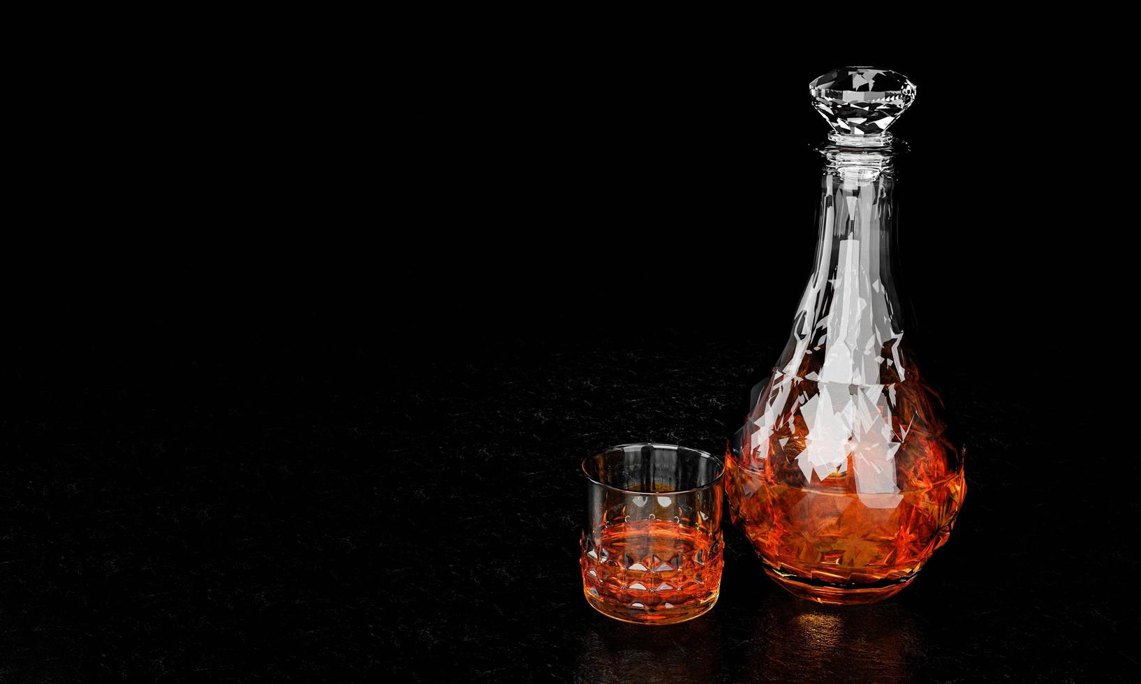 la bouteille et le verre ont un motif élégant pour le brandy ou le whisky. la bouteille en verre a un bouchon en forme de losange. le flacon et le verre sont en cristal avec un fond noir et un fond noir photo