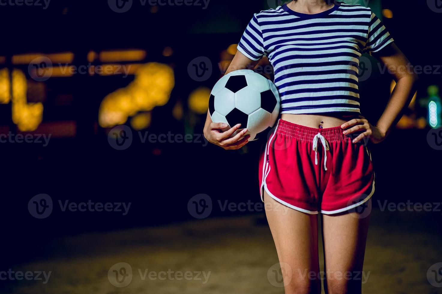 joueur de football pour exercer le concept de football et il y a un espace de copie. photo