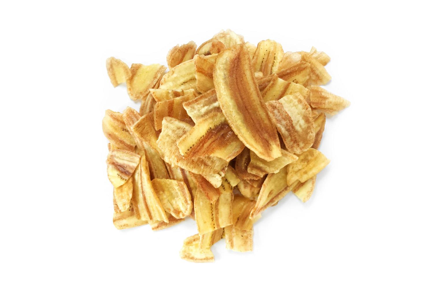 banane caltivée asiatique ou craquelin de banane pisang awak ro chips de banane sur fond blanc, mise au point douce et sélective. photo