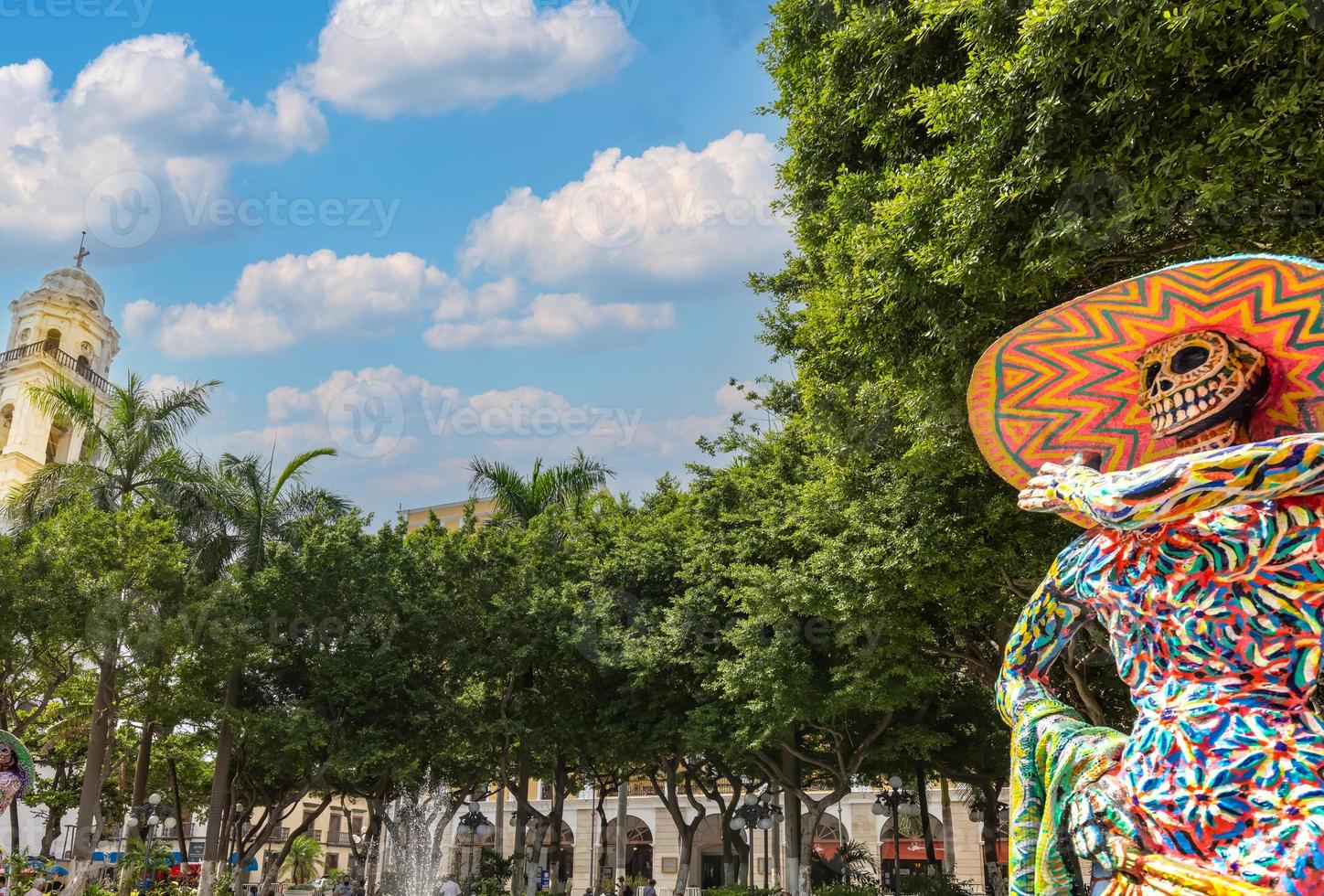 veracruz, rues colorées et maisons coloniales du centre-ville historique, l'une des principales attractions touristiques de la ville photo