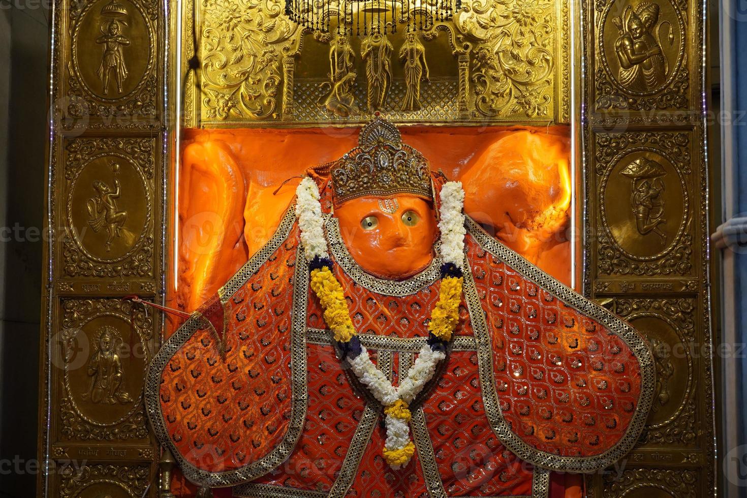 seigneur hanuman dieu dans le temple hindou photo