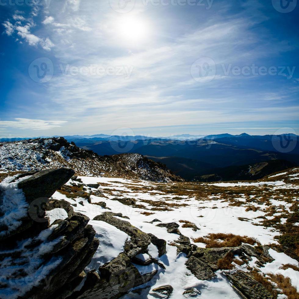 magnifique panorama du lever du soleil photo