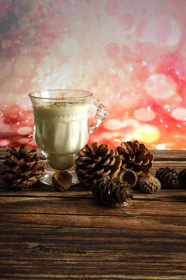 le lait de poule, la boisson festive du bonheur photo