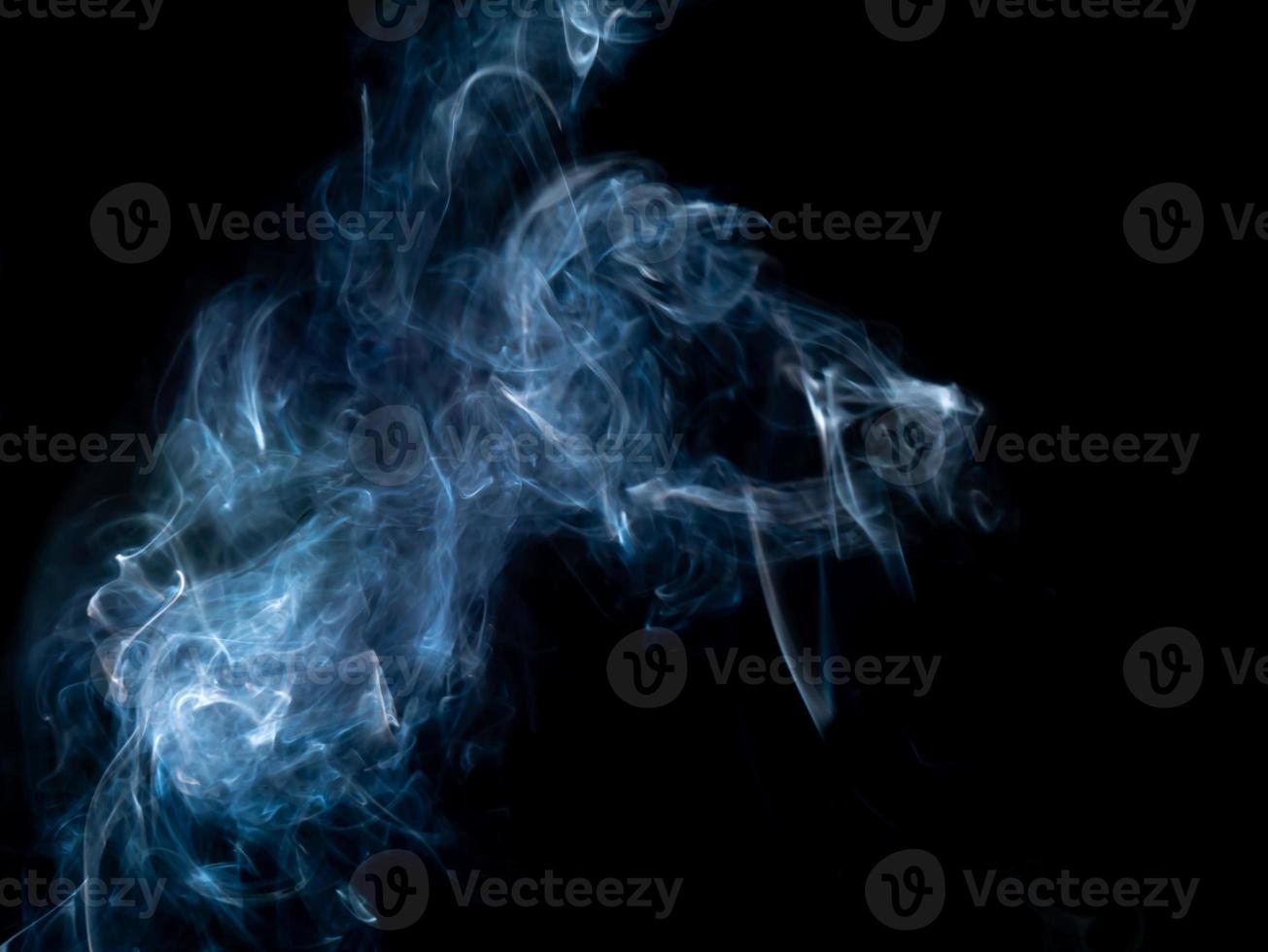texture fumée sur fond noir photo