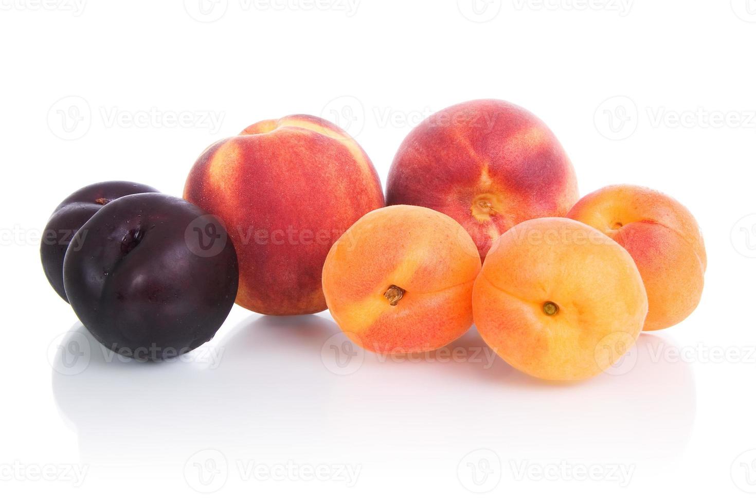 fruits - fruits à noyau. photo