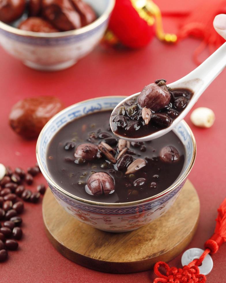 cuisine chinoise du nord, bouillie de laba, bouillie de huit trésors pour le festival de laba photo