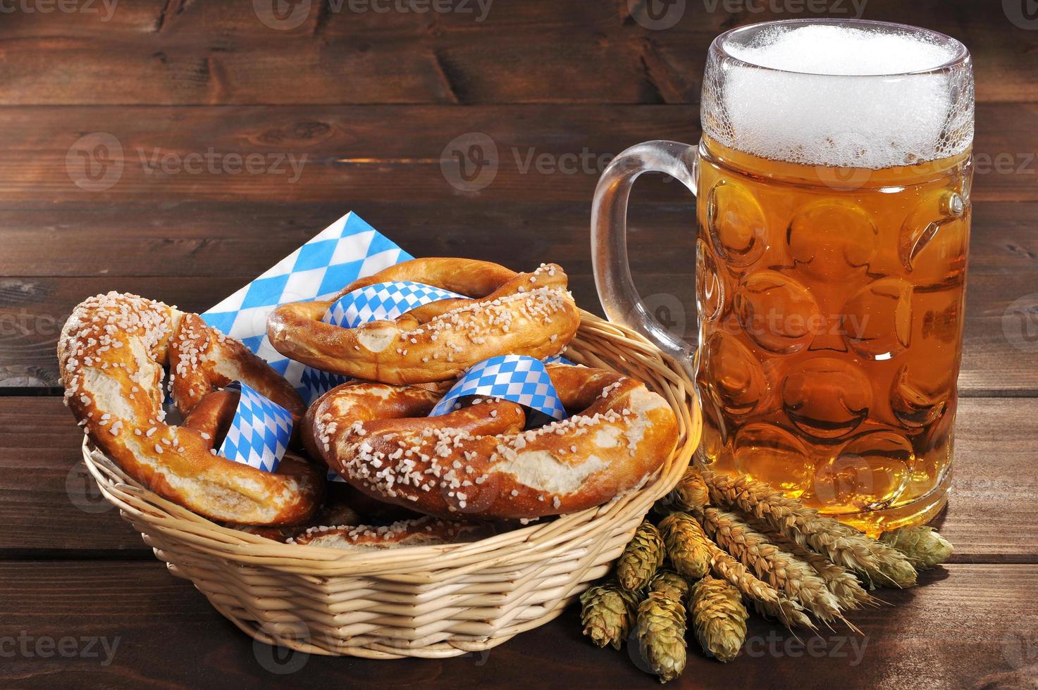 Bretzels bavarois à la bière photo