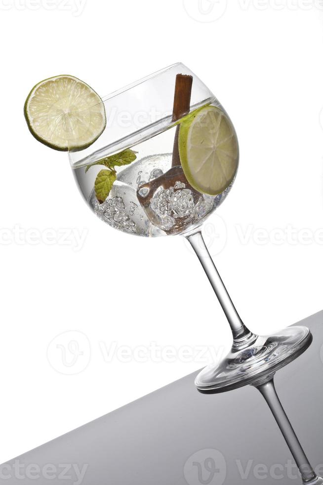 cocktail tonique au gin photo