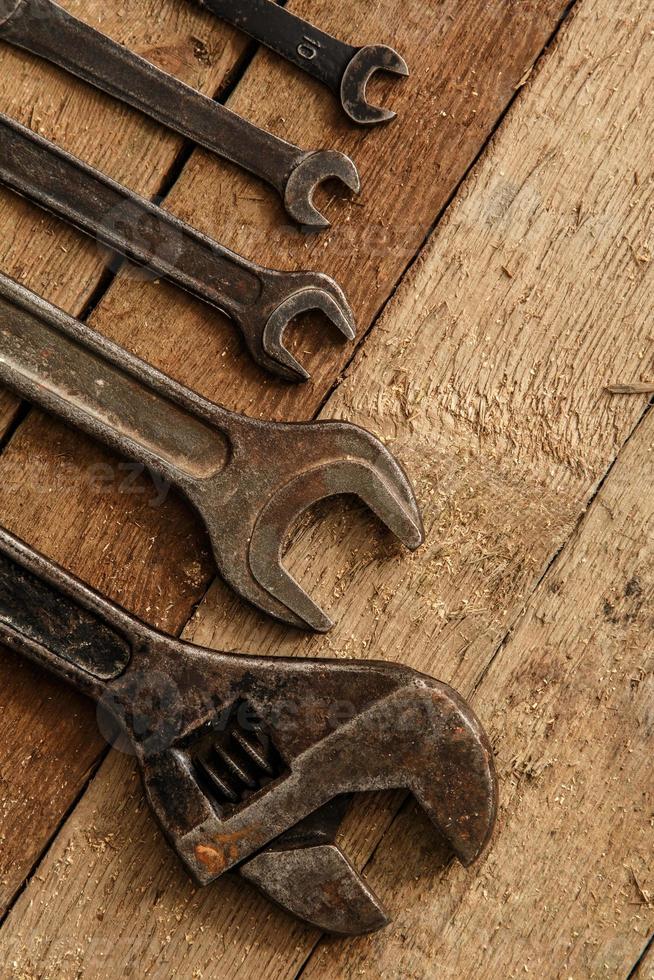 vieilles clés métalliques rouillées photo