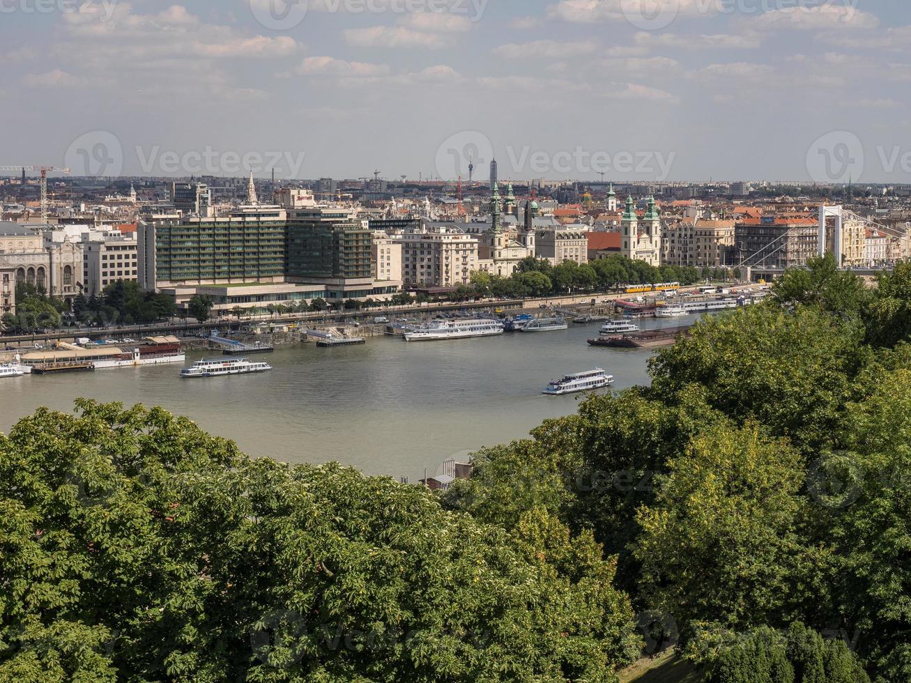 budapest au bord du danube photo