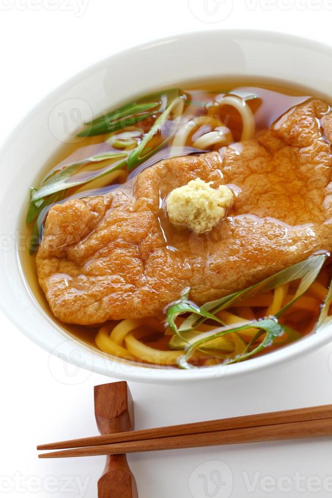 kitsune udon noodles, cuisine japonaise photo