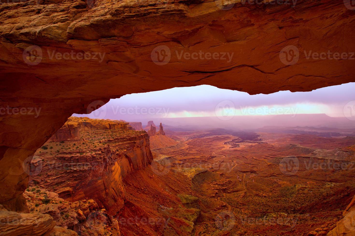 Arc mesa dans le parc national de canyonlands utah usa photo