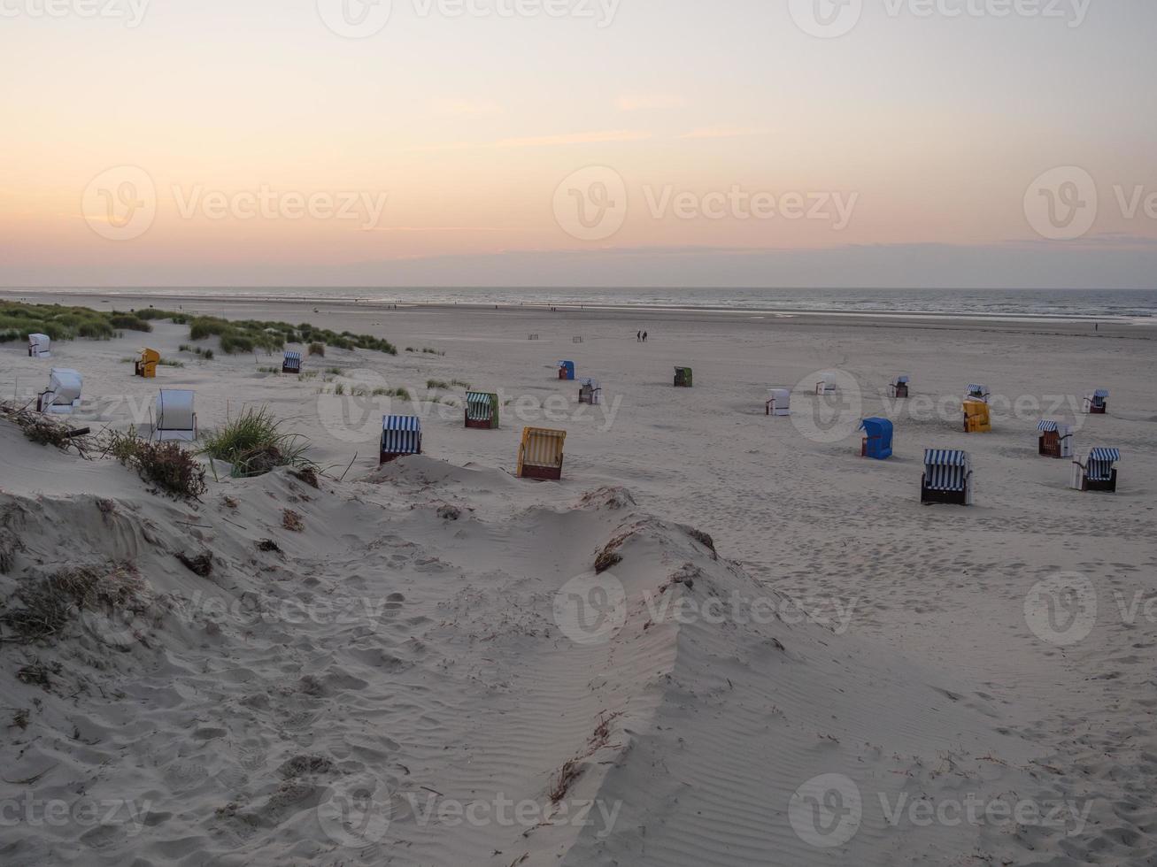 coucher de soleil sur l'ile de juist photo