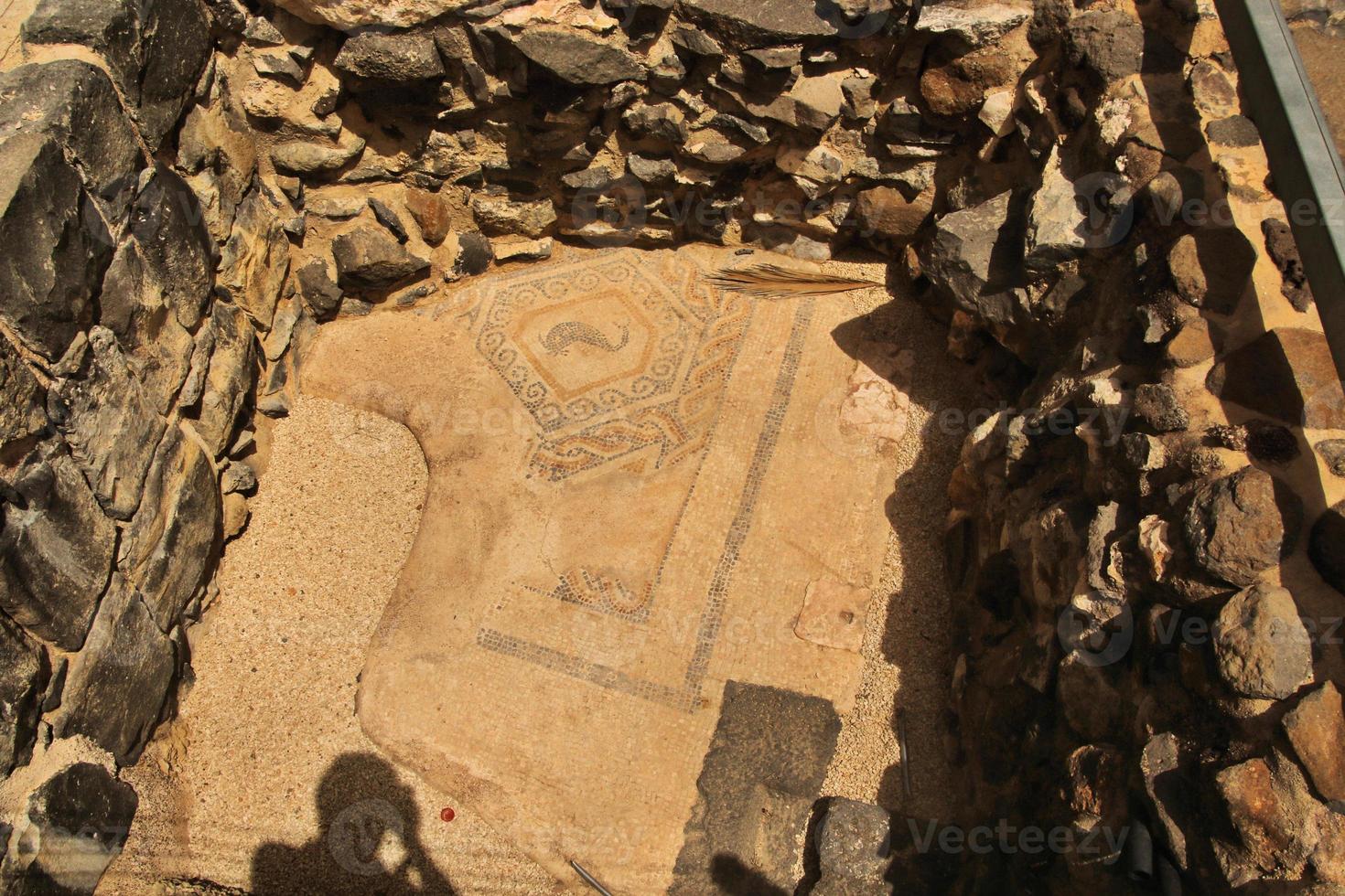 une vue de l'ancienne ville romaine de beit shean en israël photo