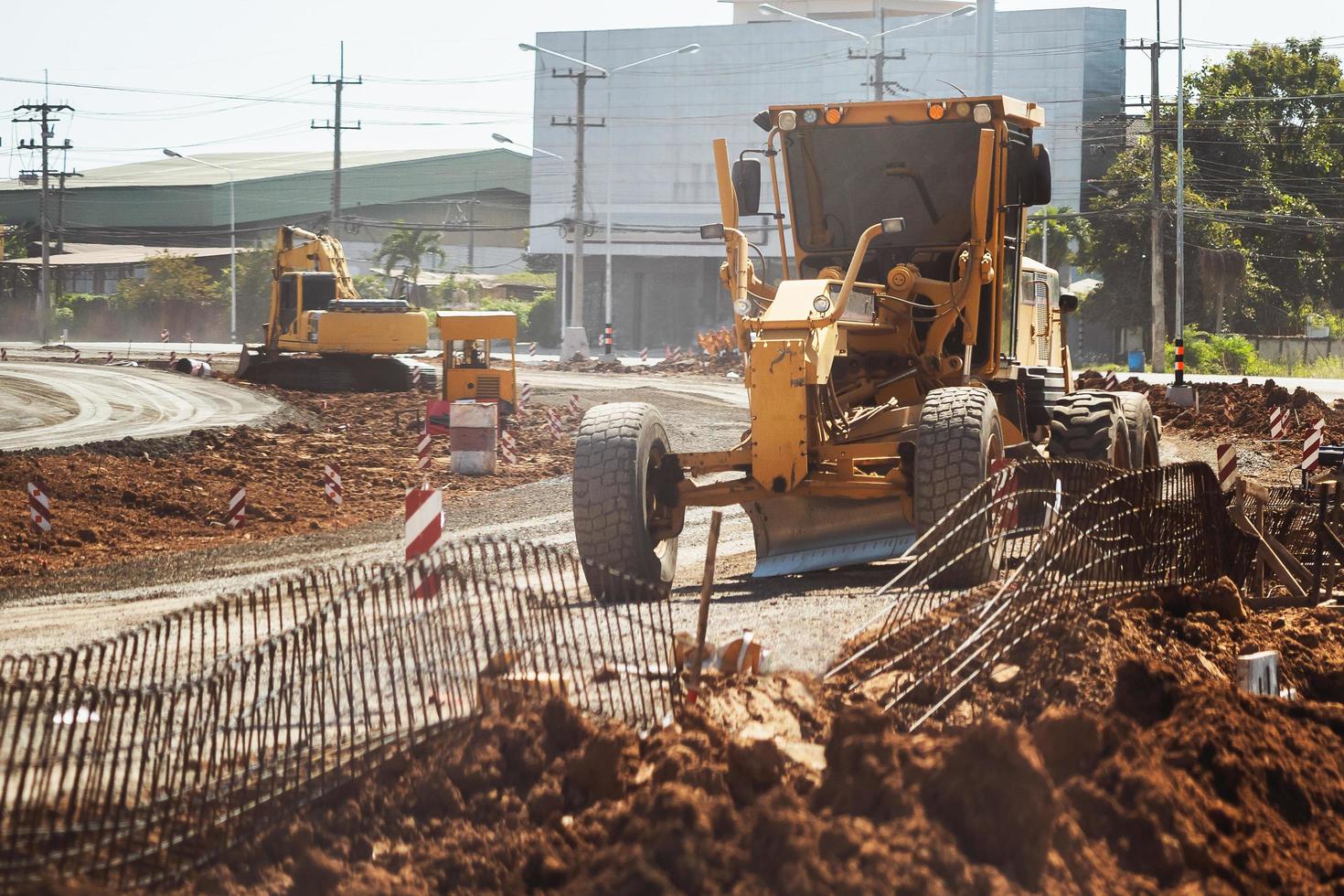 machines de construction, bulldozer, excavation. en chantier photo
