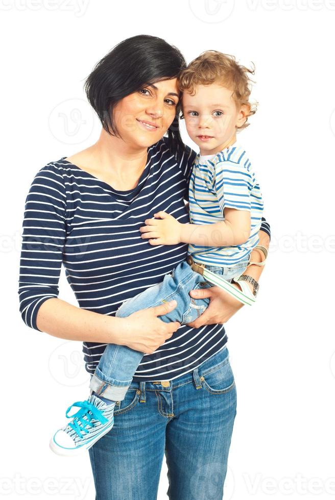 mère souriante et son fils photo