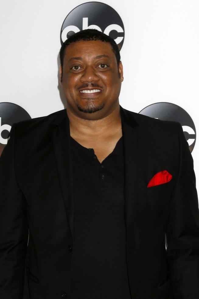 Los angeles, 6 août - Cedric Yarbrough à l'abc tca summer 2017 party à l'hôtel Beverly Hilton le 6 août 2017 à Beverly Hills, Californie photo