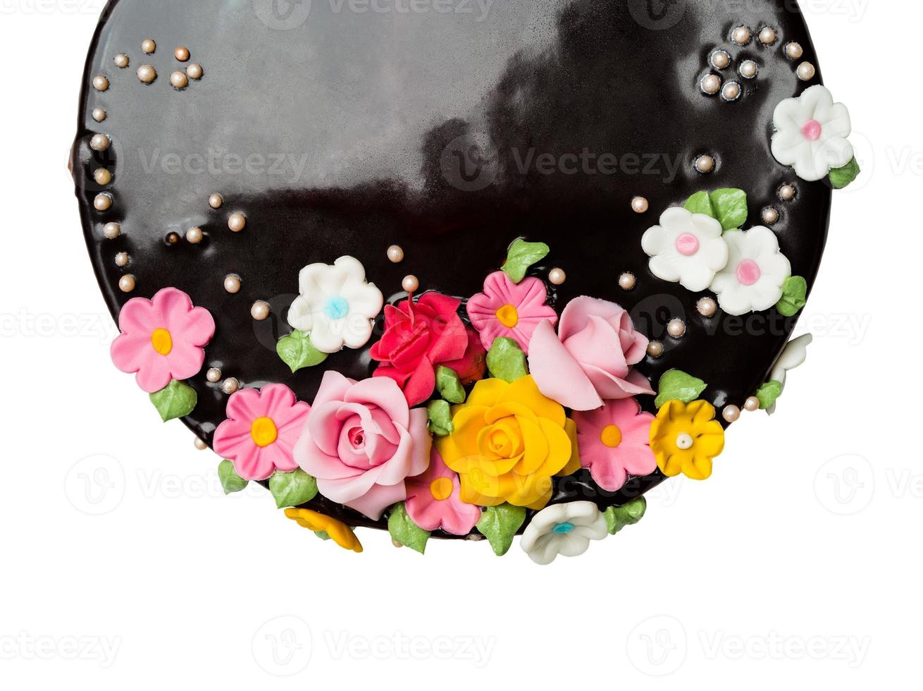 vue de dessus gros plan décorations de gâteaux au chocolat avec des fruits glacés colorés photo