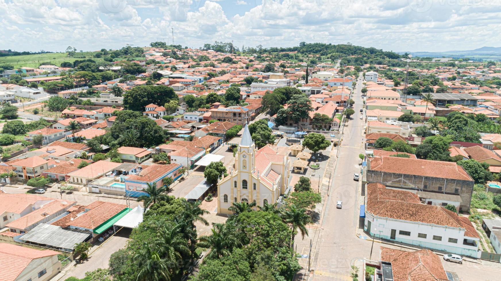 vue aérienne de la ville d'arceburgo photo